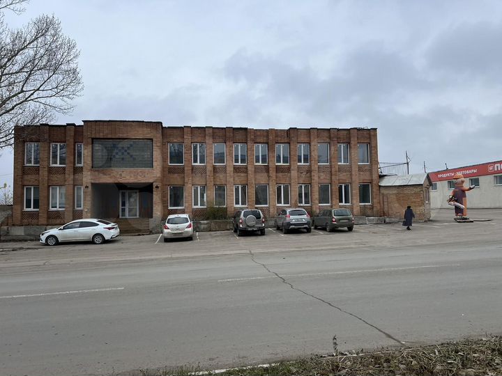 Здание, 600 м²