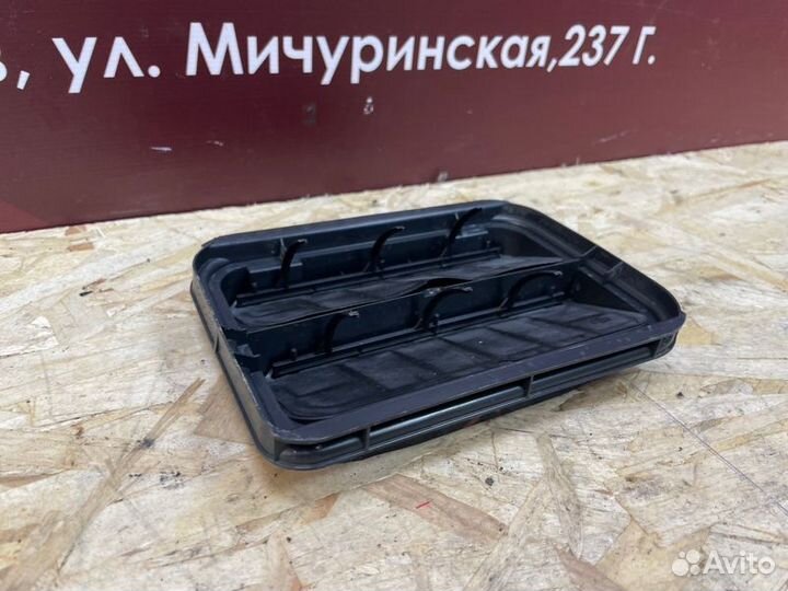 Дефлектор воздушный Renault Logan