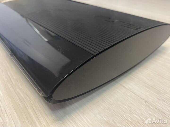 Sony PS3 super slim прошитая 90 игр, 5 джойстиков