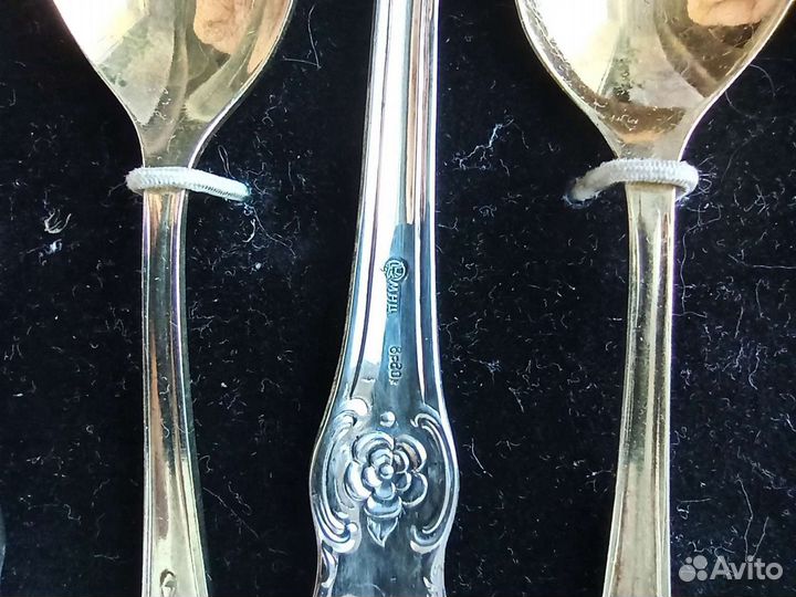 Набор столовых приборов