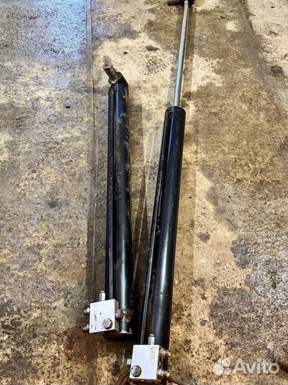Гидроцилиндры 2шт. бу