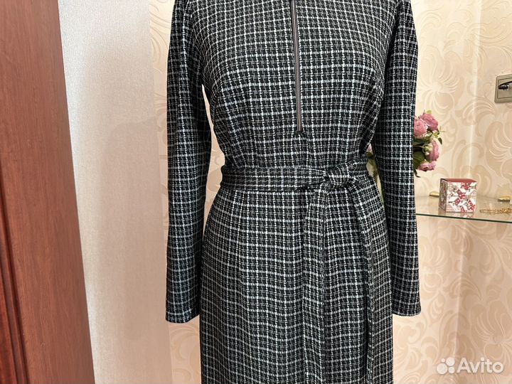 Платье с замком 46 48 Valentina