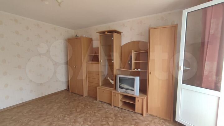 2-к. квартира, 55 м², 4/9 эт.