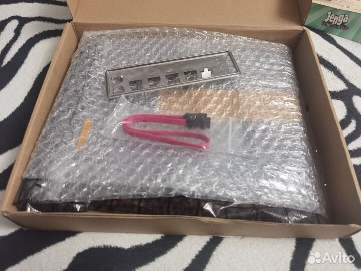 Материнская плата