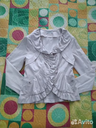 Пиджак женский 48 размер