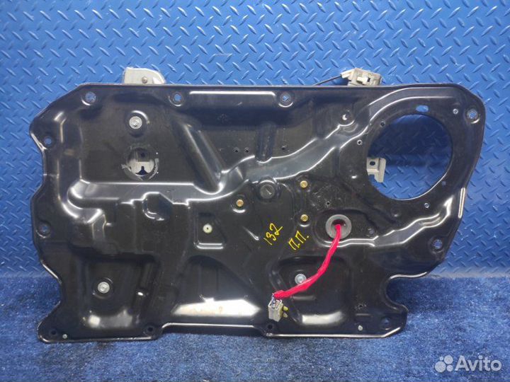 Стеклоподъемник передний правый Infiniti Fx35