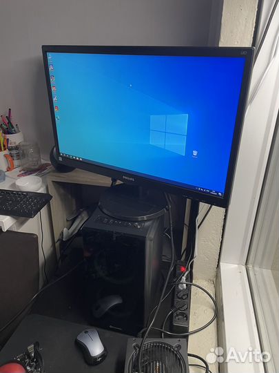 Монитор 24 Philips