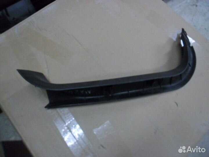 Mazda 3 (BK) Обивка багажника двери правая 2003-09