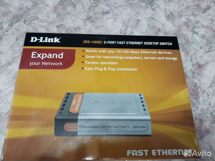 Продается коммутатор D-Link DES-1005D