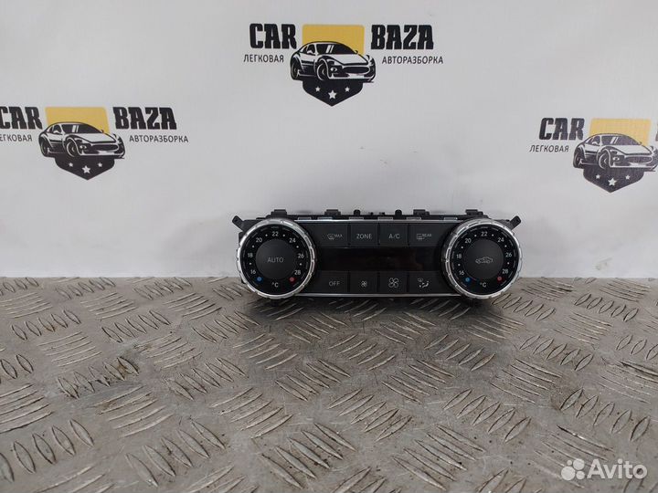 Блок управления климатом Mercedes-Benz C-class