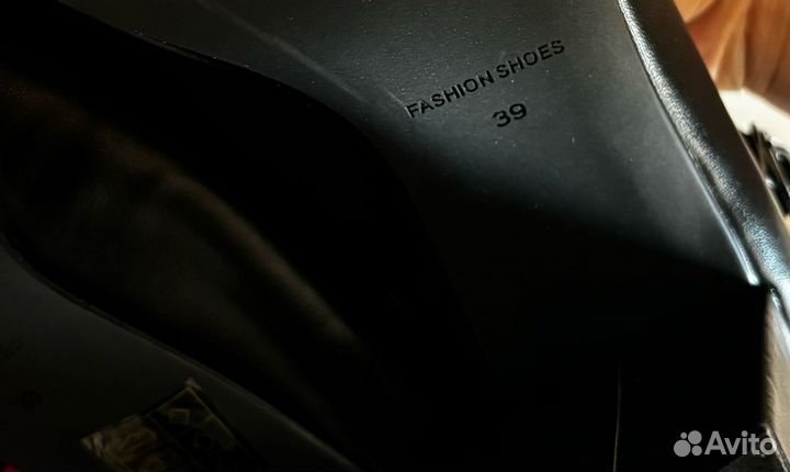 Туфли женские 39 размер черные новые