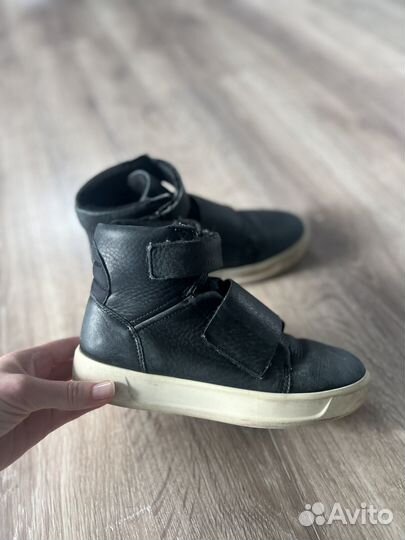 Ботинки ecco 33