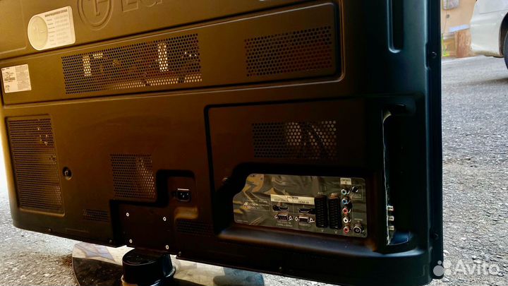 Телевизор бу LD