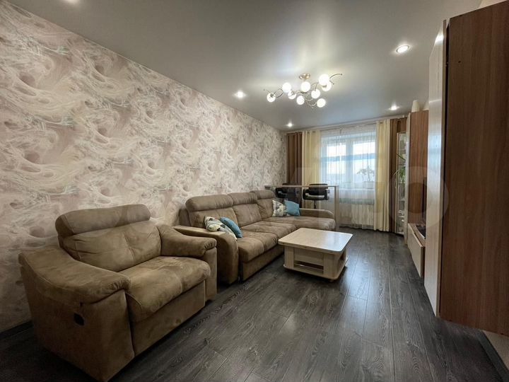 3-к. квартира, 90 м², 5/16 эт.