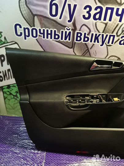 Б/У Комплект обшивок двери Volkswagen Passat B6