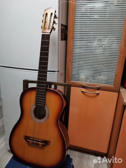 Классическая гитара шестиструнная бу