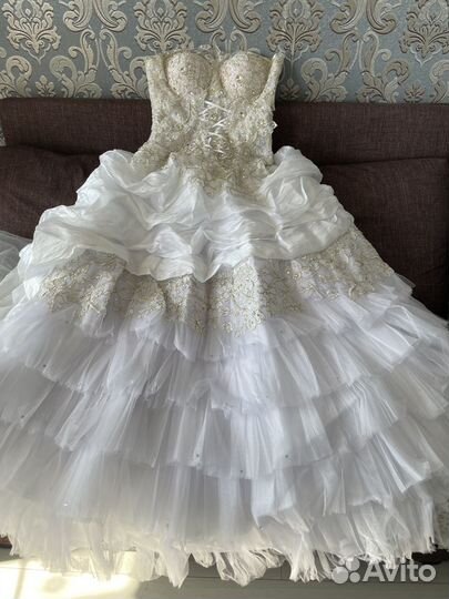 Платье свадебное,на выпускной