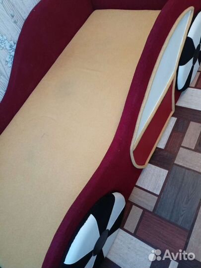 Продам детскую кровать машинка