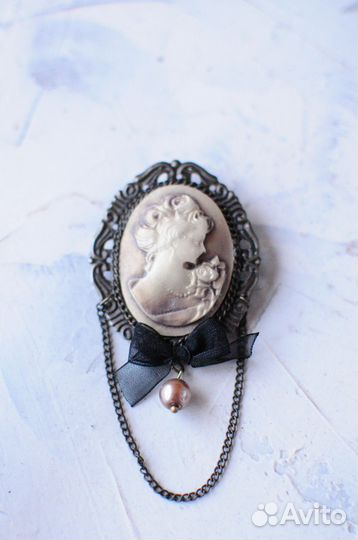 Брошь с камеей бижутерия