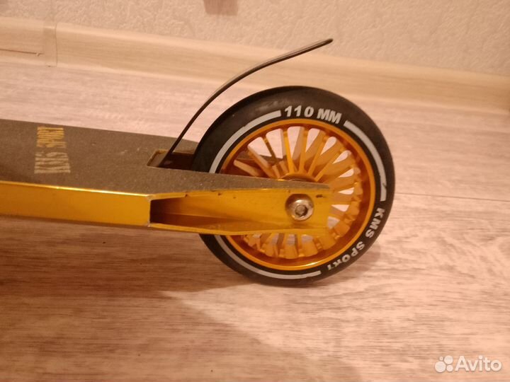 Трюковой самокат kms sport