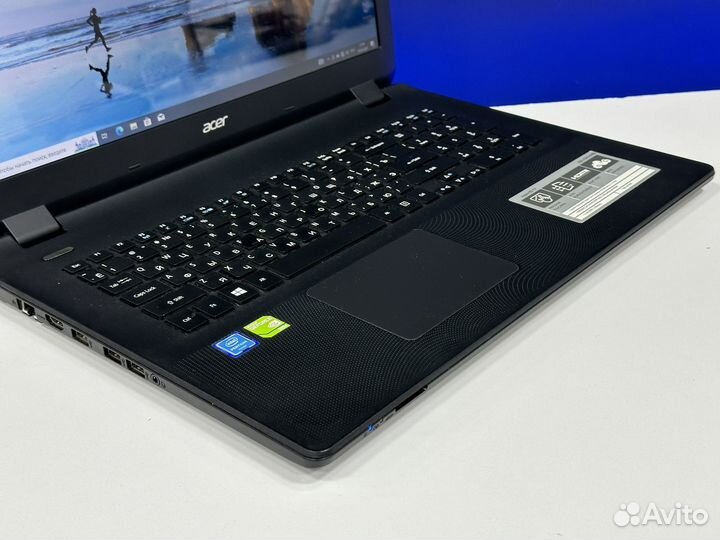 Шустрый Acer 17.3 8G озу SSD+HDD GeForce