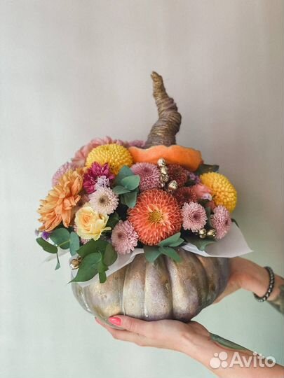 Цветочные композиции в тыкве