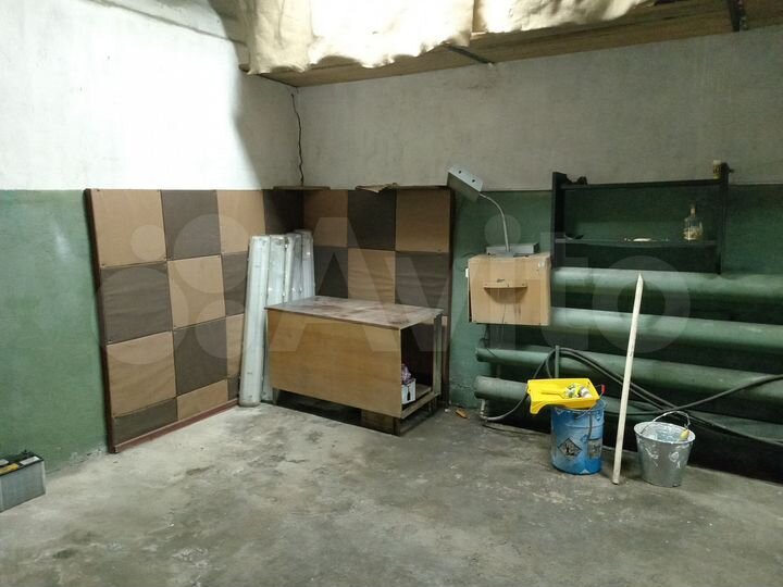 Гараж, > 30 м²