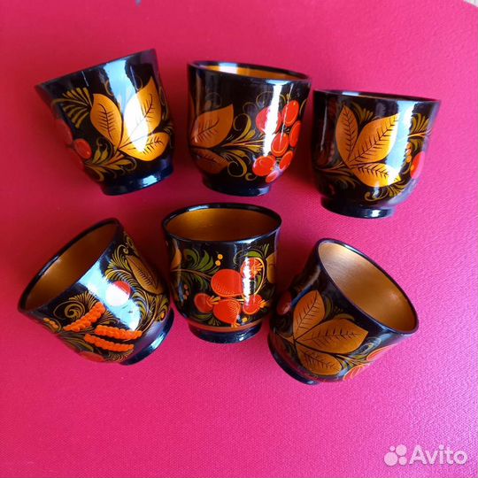 Стопки 6 шт.Хохлома,Пиалы 4 шт,Бочоночки Разные