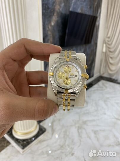 Часы breitling