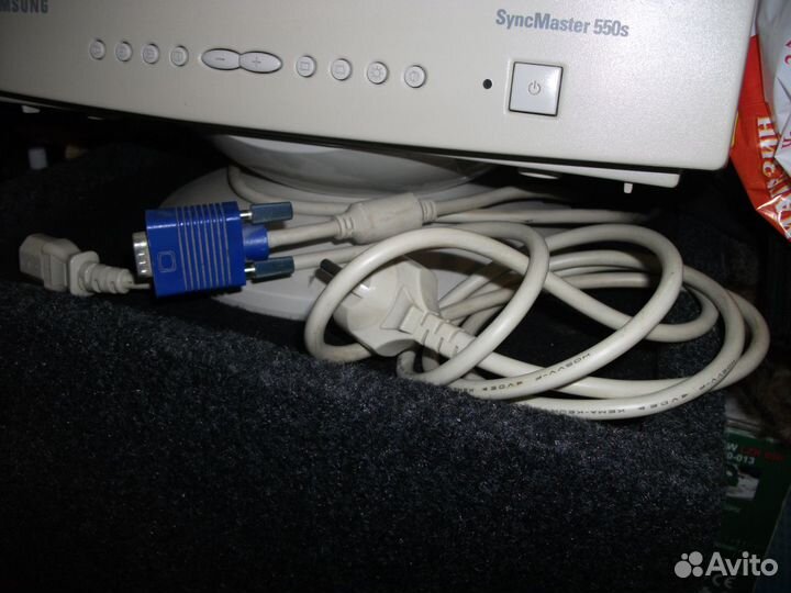 Монитор samsung Sync Master 550s
