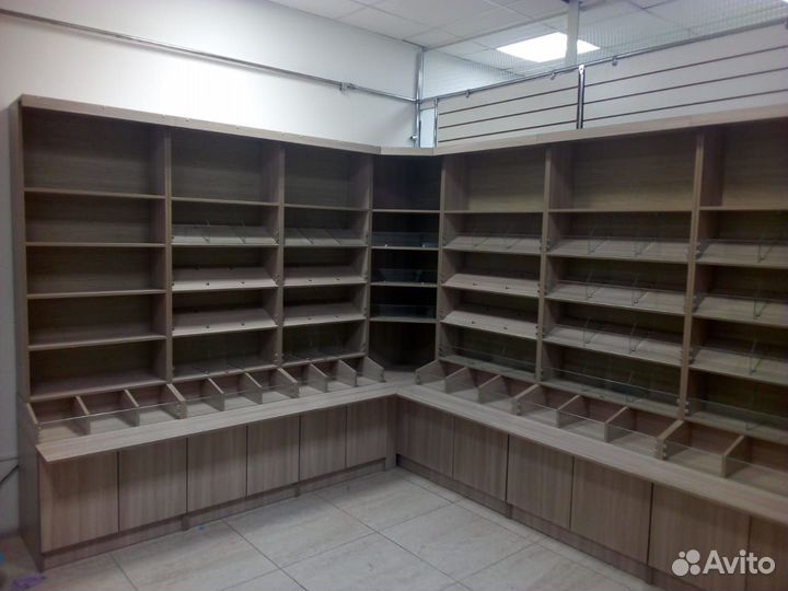 Стеллажи и витрины для сухофруктов