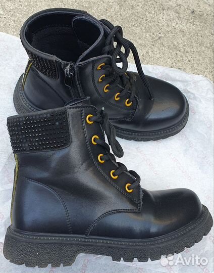 Ботинки для девочки