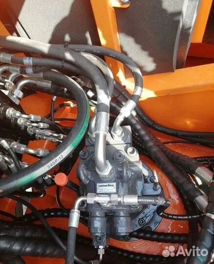 Колёсный экскаватор Lonking CDM6150W, 2024