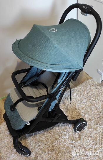 Прогулочная лёгкая коляска Jane Rocket 2