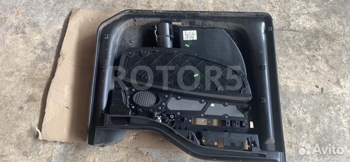 Обшивка двери правой MAN TGX 2012 81626306110