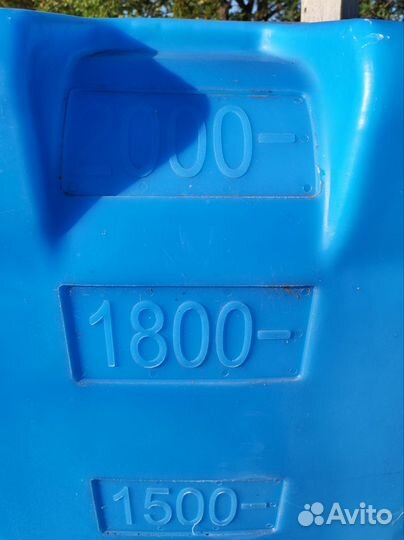 Емкость для воды пластиковая 2000 литров