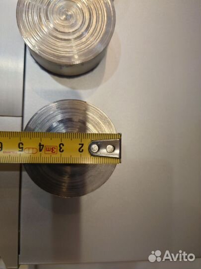 Ножки под акустику и аппаратуру