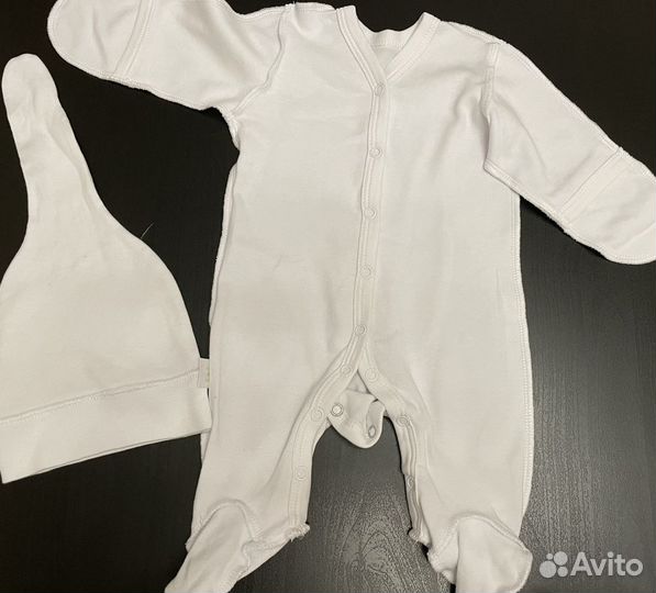 Костюм для малыша на выписку