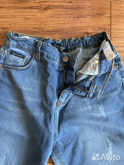 Джинсы Armani новые 164 р