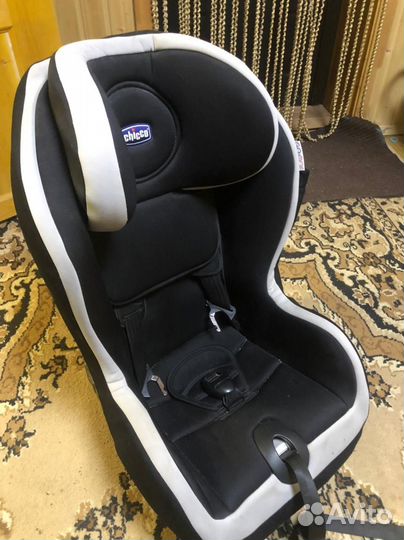 Автокресло chicco 9-18