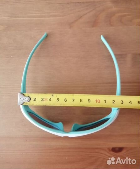 Очки от солнца детские с футляром