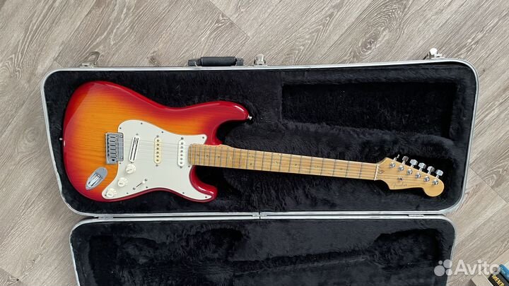 Fender American Deluxe Stratocaster 2002