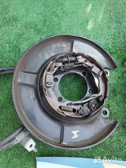 Кожухи задних дисков Nissan Qashqai J10