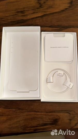 Коробка от iPhone 14 pro max