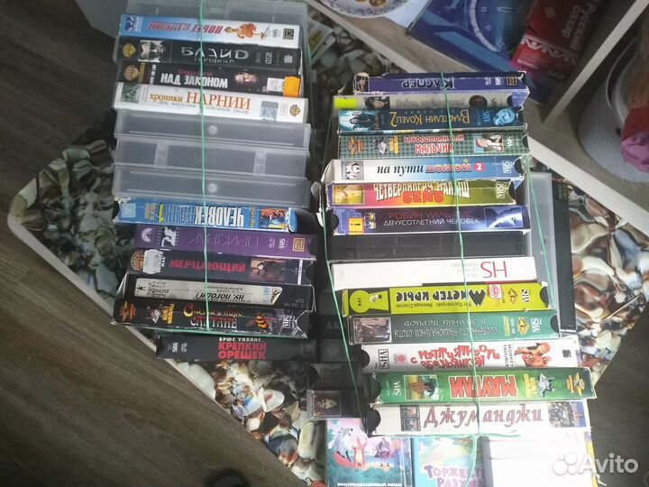 Видеокассеты