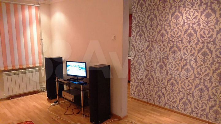 1-к. квартира, 38 м², 1/6 эт.