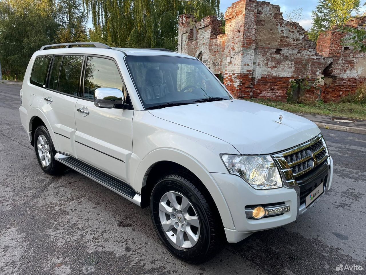 У на паджеро в печатниках. Митсубиси паджеро 4 3. Mitsubishi pajero 2008 дизель. Мицубиси паджеро 4 3. Джип паджеро черно- серый без двигателя.