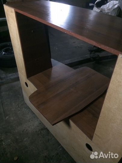 Стена для телевизора