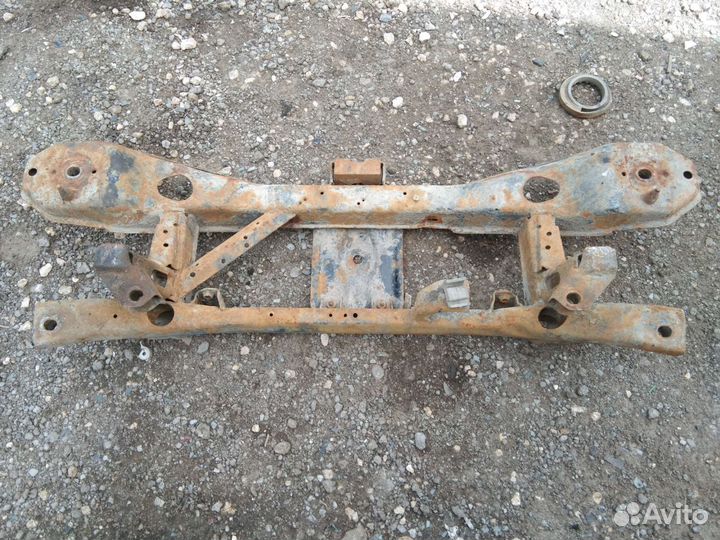 Подрамник задний Мазда 3 BK