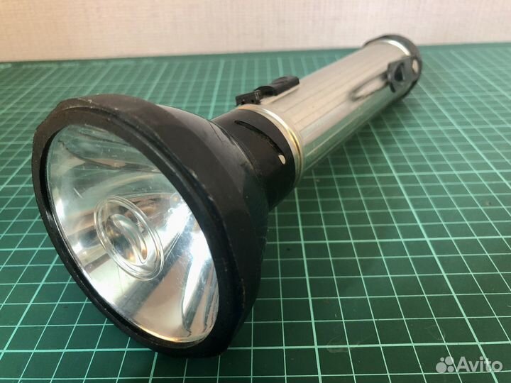 Фонарь галогеновый Baren